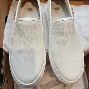 UGG Sneakers
